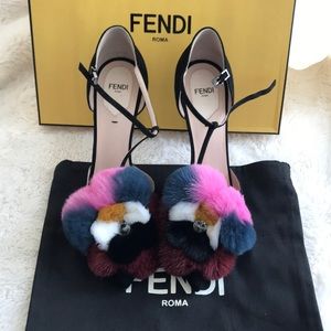 Brand New! Luxurious Fendi Dyed Fox Fur Black Suede High Heel Ladies Shoe.Beauty